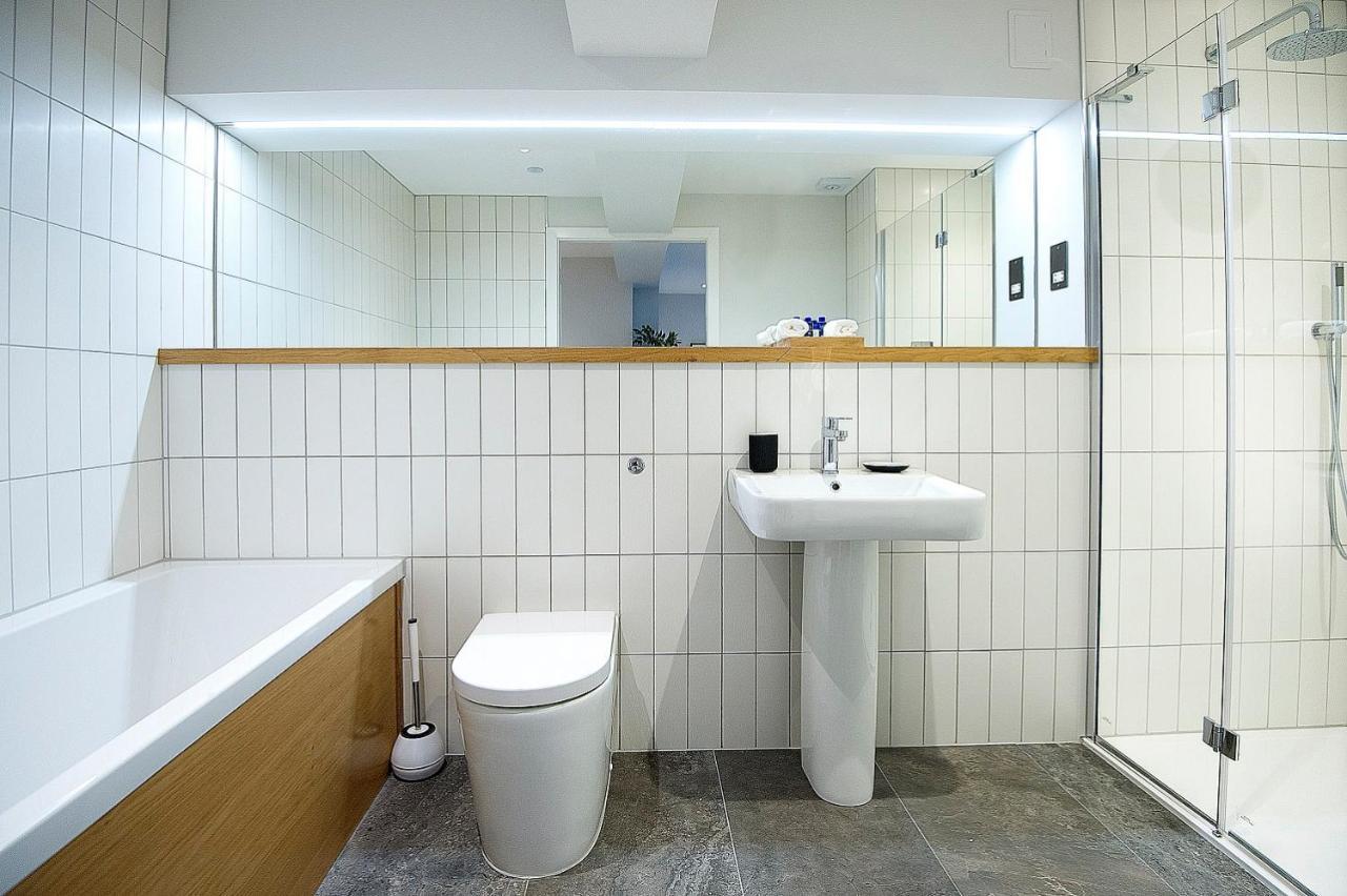 The Salt Lodge Troon Bagian luar foto