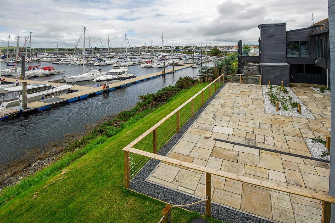 The Salt Lodge Troon Bagian luar foto
